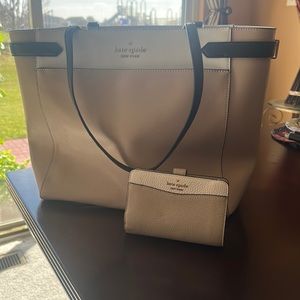 Kate Spade tote with matching wallet.